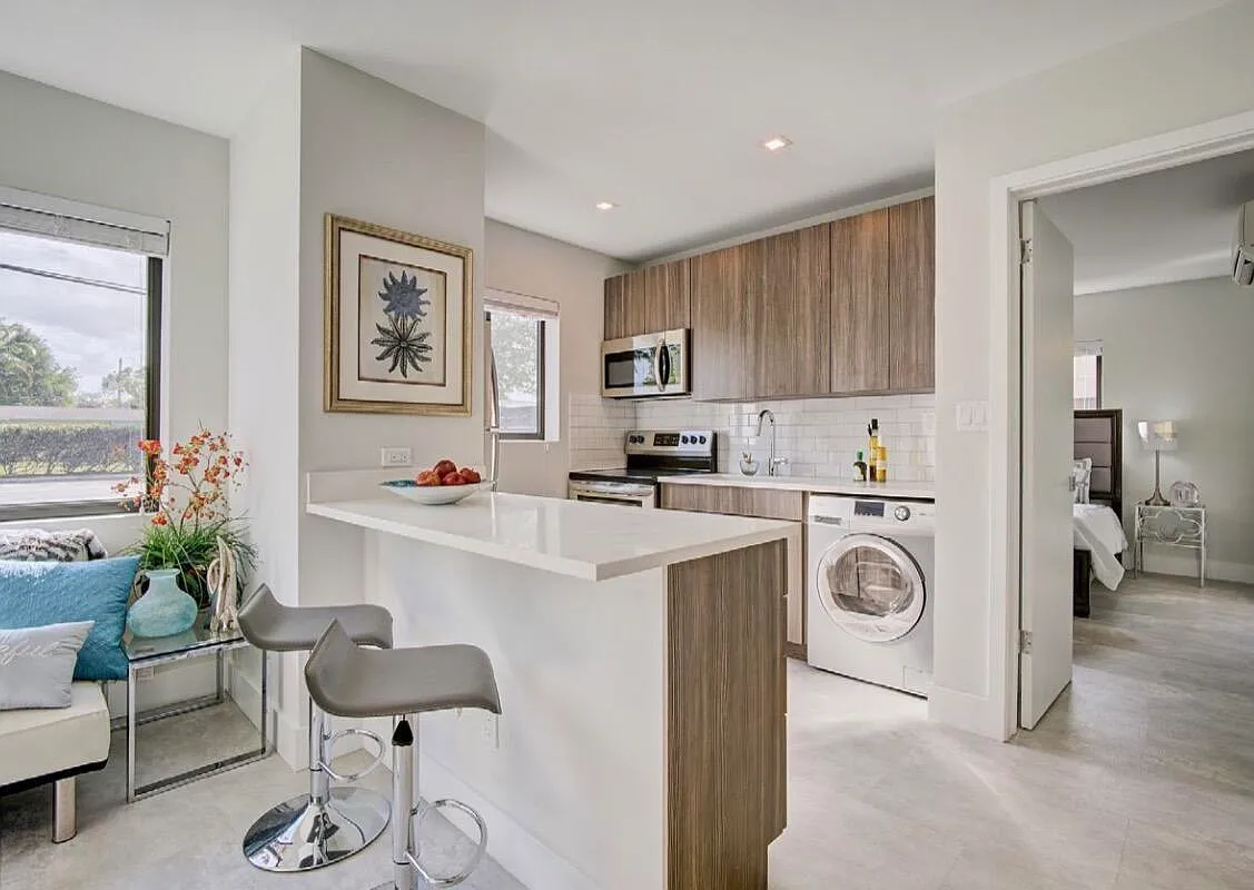 1 bed, 1.0 bath, 4337 sqft, $1,800 — Photo 1