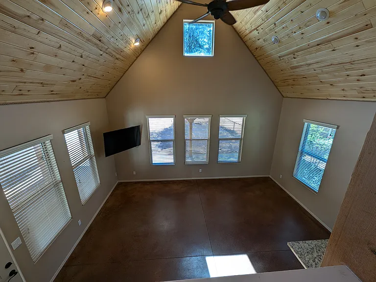 1304 N Easy St — Photo 1