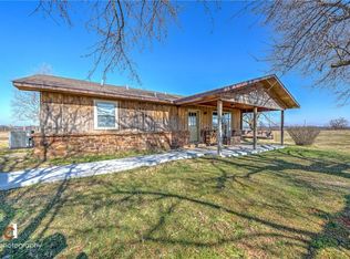 20200 Chicken Dr, Decatur, AR 72722