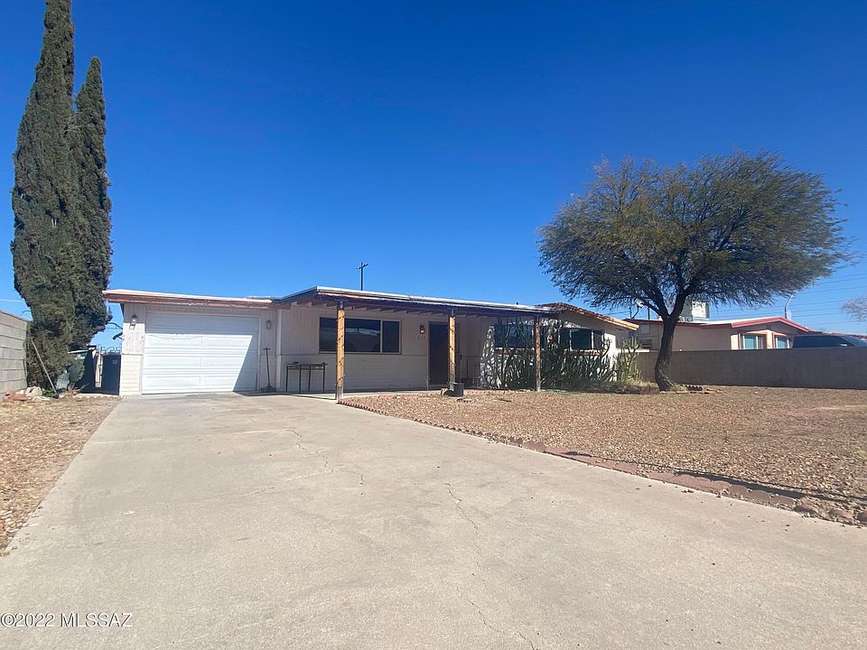 1st image of 610 W Calle Antonia