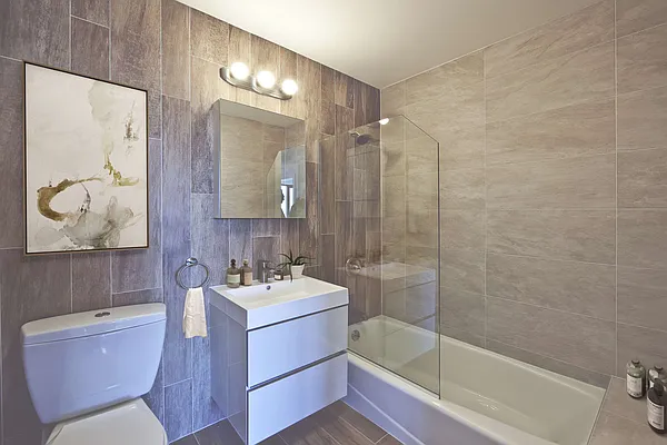 Rented by Compass | media 20