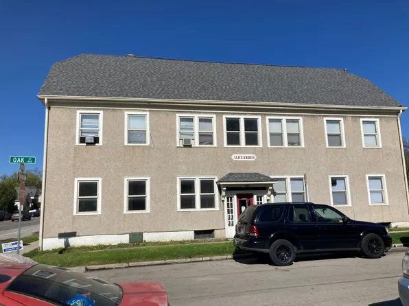 406 Oak Street, 406 Oak St APT 3, Davenport, IA 52802