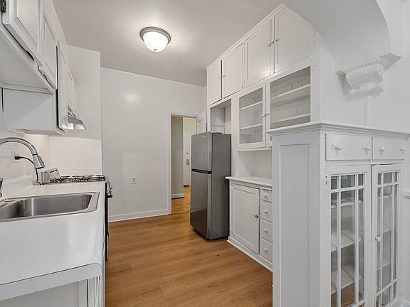 4th image of 1320-1380 Lombard St #1320-203