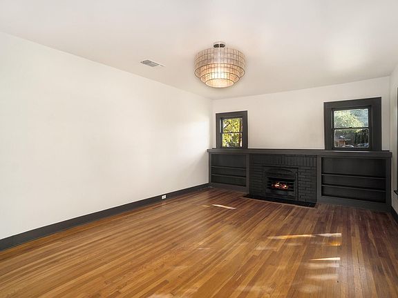 3rd image of 1321 Madeline Pl
