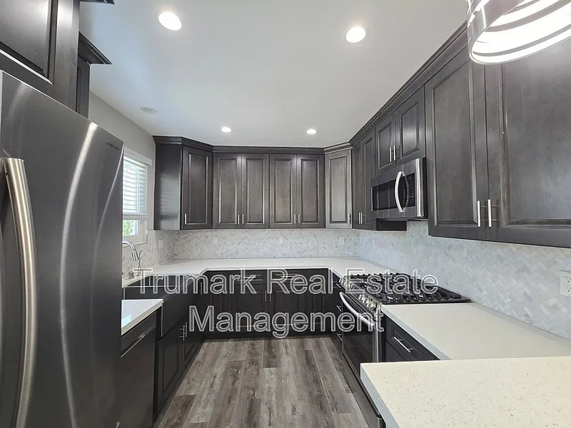 Building Photo - 1303 N Brand Blvd #7