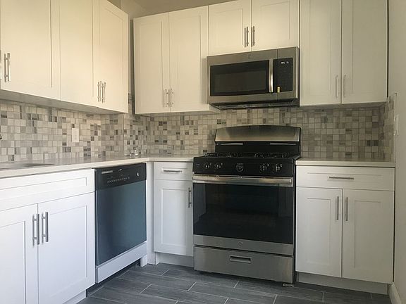 2nd image of 22117 104th Ave
