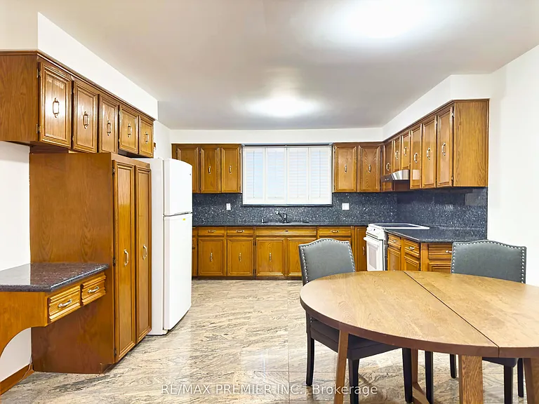 56 Fairchild Ave #MAIN — Photo 7