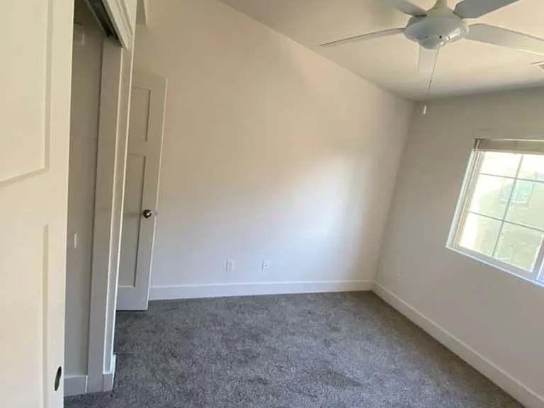 3286 Lavender Ln — Photo 2