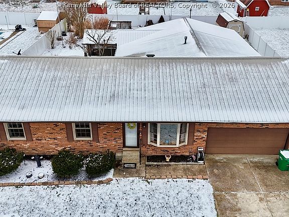 4th image of 194 Shawnee Est