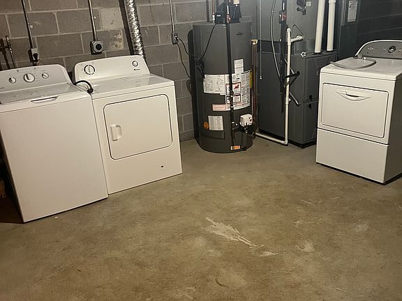2nd image of 432 Angela Ln