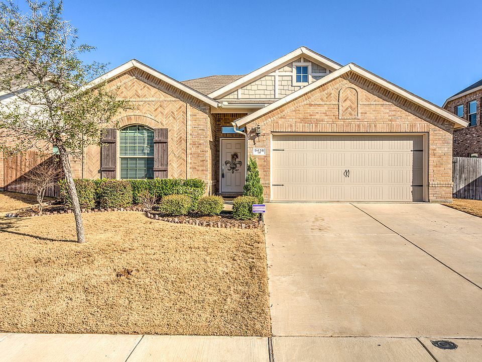 1st image of 9436 Castlewood Dr