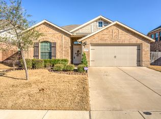 9436 Castlewood Dr, Fort Worth, TX 76131