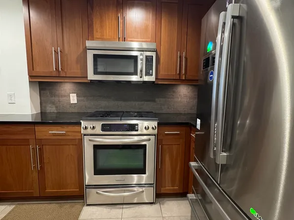 800 Jackson Street image 17 of 36