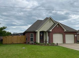 119 Sixth St, Iowa, LA 70647