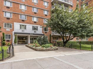 3965 52nd St Apt 8k, Woodside, NY 11377