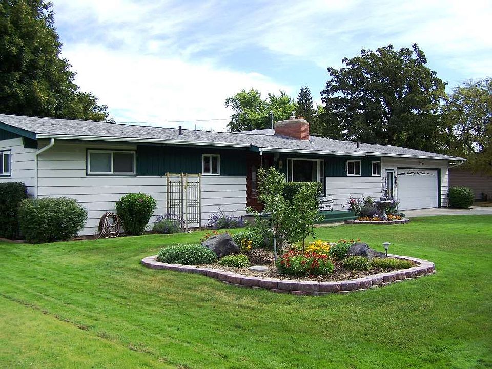 1st image of 12511 E 16th Ave