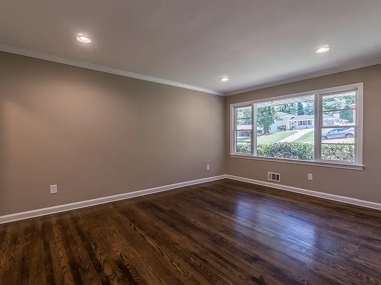3149 Gay Dr — Photo 39