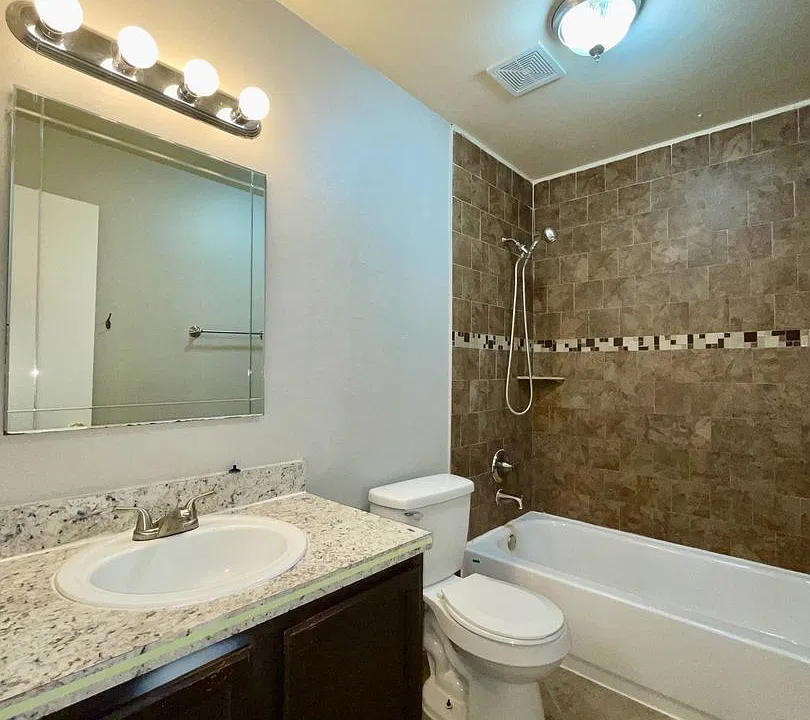 4263 S Semoran Blvd #9