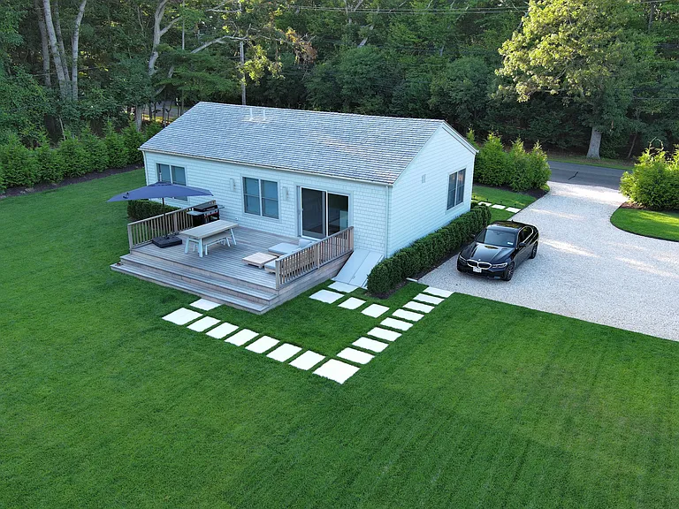 96 Town Ln — Photo 25