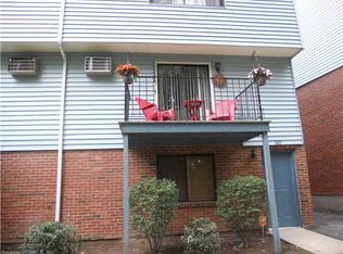 527 Blackstone Vlg, Meriden, CT 06450