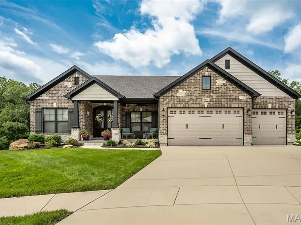 6951 Meadow Haven Ln, Saint Louis, MO 63129