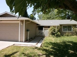 6317 Whitecliff Way, North Highlands, CA 95660