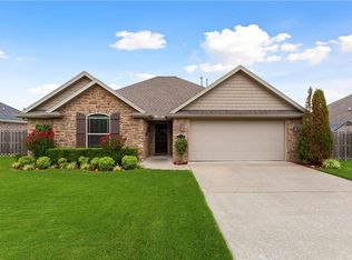 2968 N Raven Ln, Fayetteville, AR 72704