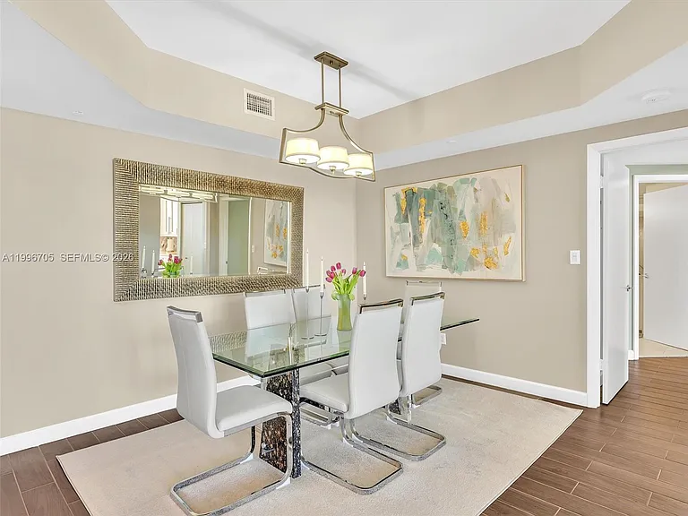 2000 Island Blvd #1203 — Photo 9