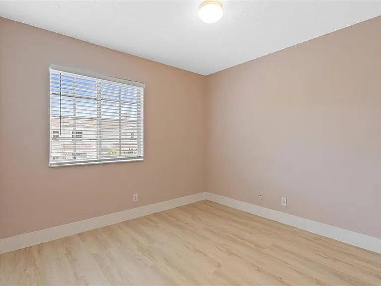 1186 SW 44th Ave #1186 — Photo 10