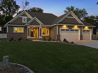 1139 Depue Dr, Champlin, MN 55316