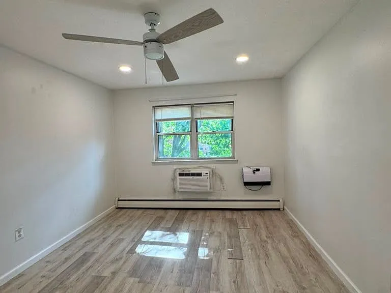 55 Gill Ln #58 — Photo 6