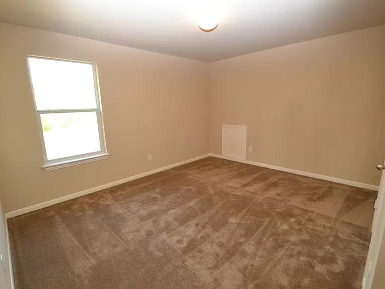 1385 Red Stag Pl — Photo 8