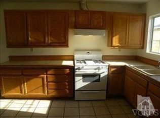 783 W Santa Barbara St, Santa Paula, CA 93060