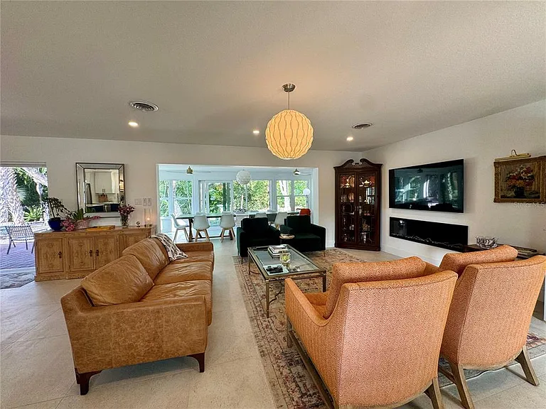 7372 Melaleuca Way — Photo 8