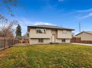 1416 E Gordon Ct, Spokane, WA 99207