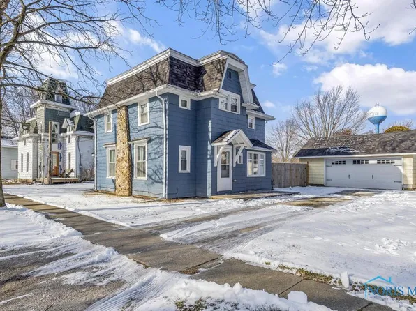 351 E 4th St, Elmore, OH 43416