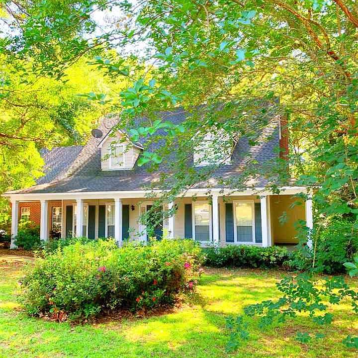 2nd image of 30855 Wakefield Dr