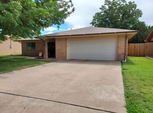 2207 Mills Dr, Roswell, NM 88203