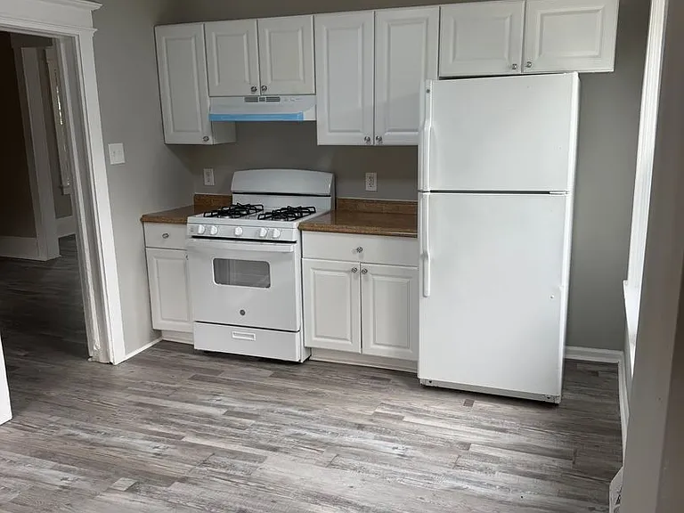 217 Abbey Ln — Photo 8