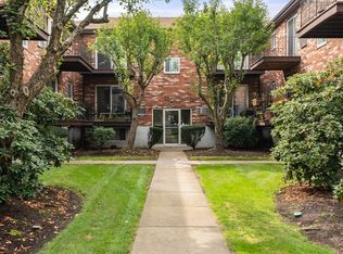 21 Westgate Rd #6, West Roxbury, MA 02132