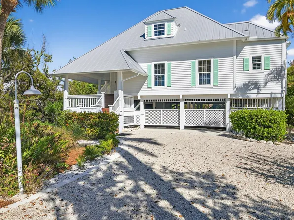 205 Daniel Dr, Sanibel, FL 33957