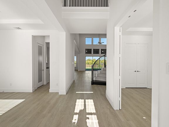 7th image of this home