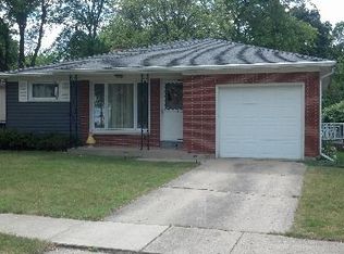 338 Heine Ave, Elgin, IL 60123