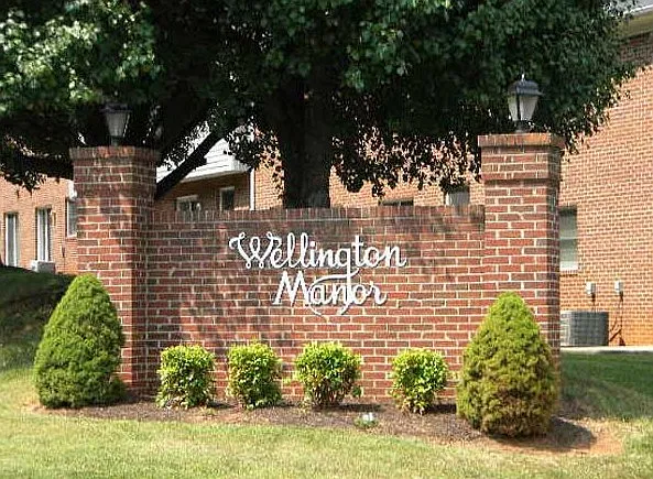 Wellington Manor