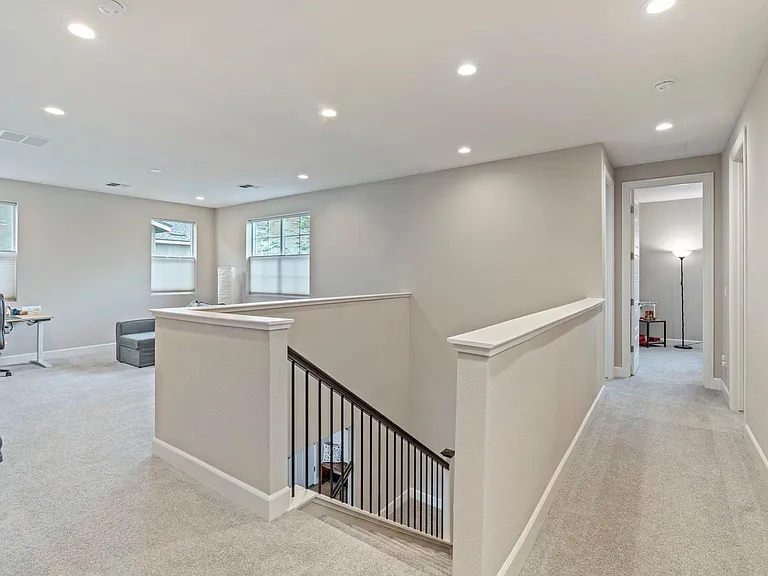 2813 Thistle Pine Ct — Photo 21