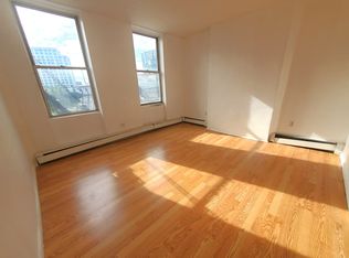 1816 Willow Ave #2, Weehawken, NJ 07086