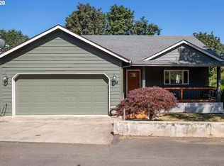 417 SE Cedar Creek Ln, Estacada, OR 97023