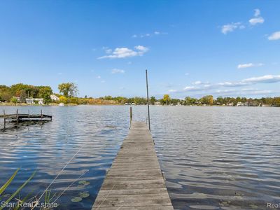 9548 Roundlake Blvd NE, White Lake, MI, 48386