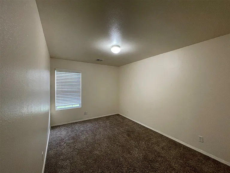 3518 E Hudson St — Photo 9