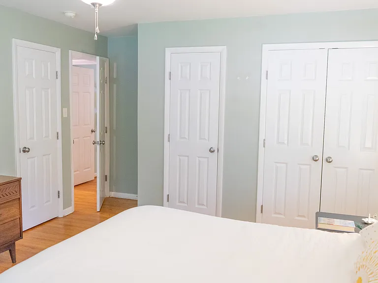 306 Plum Ln — Photo 23